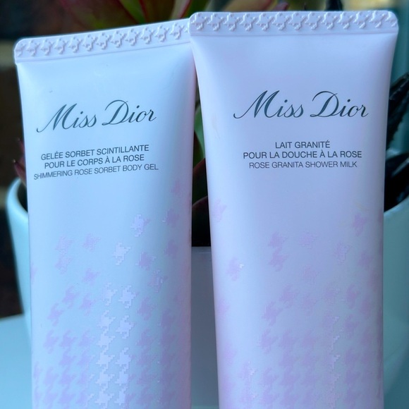 Miss Dior Rose Sorbet Shimmering Body Gel & Granita Exfoliating Body Shower Milk - Picture 3 of 9